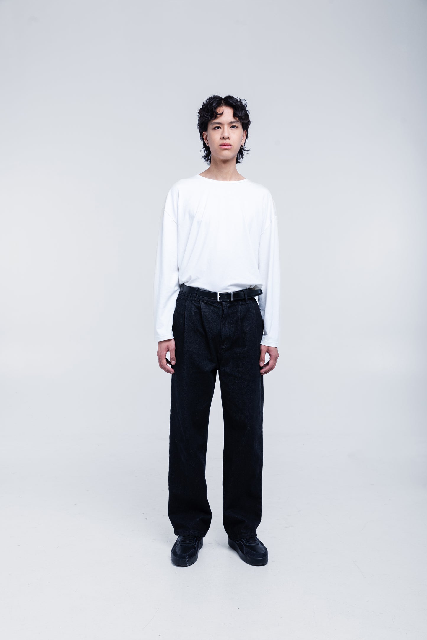Salvedge Two Tuck Pleaded Denim